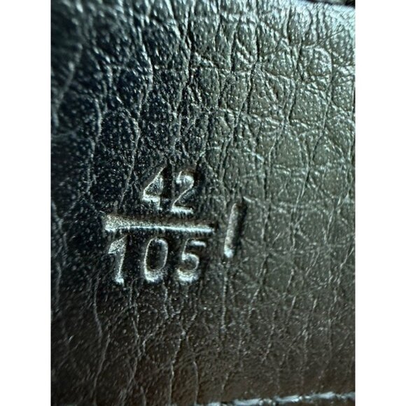 Robins Jean Red Leather Belt Gold Buckle 42 105 Black Reversible SEE Cracks - Picture 7 of 10